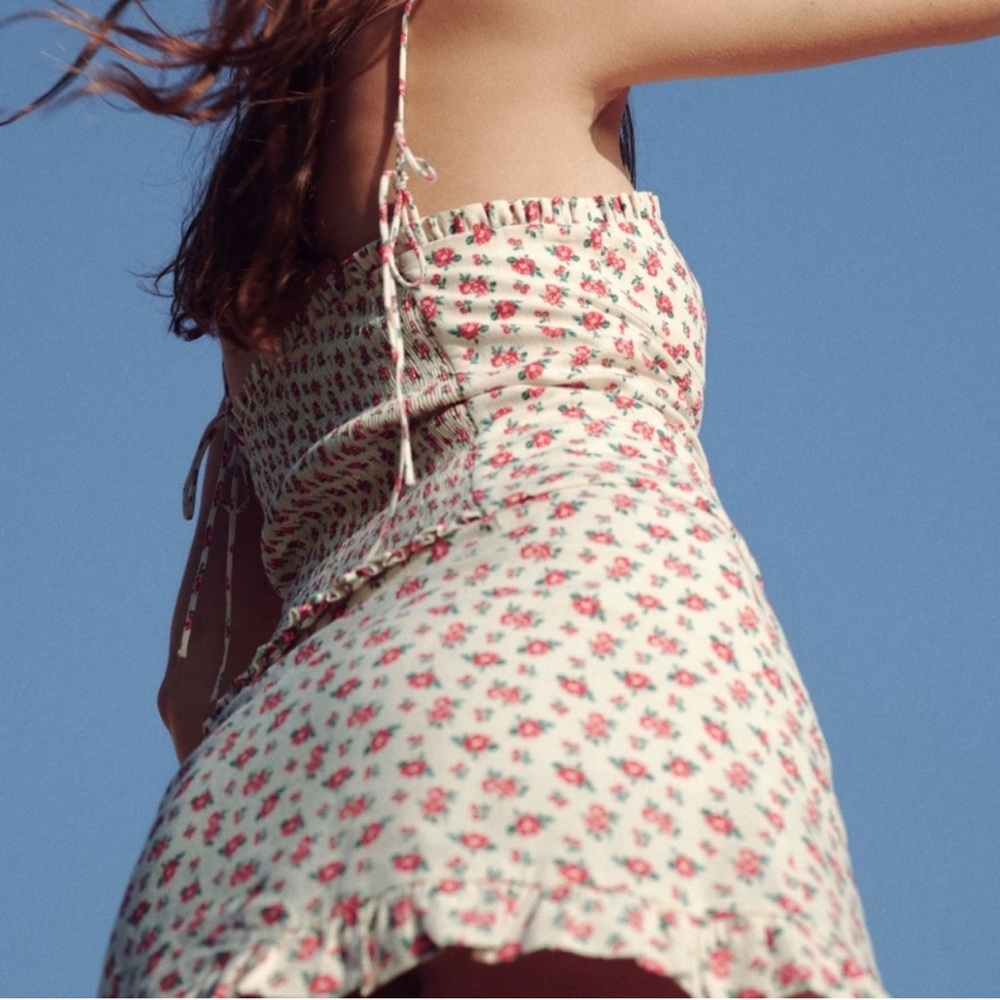 Matching set! floral mini skirt and shirt (Zara set: top and bottom) size Medium